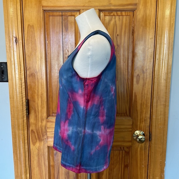 Tye dye tank top - Picture 3 of 8